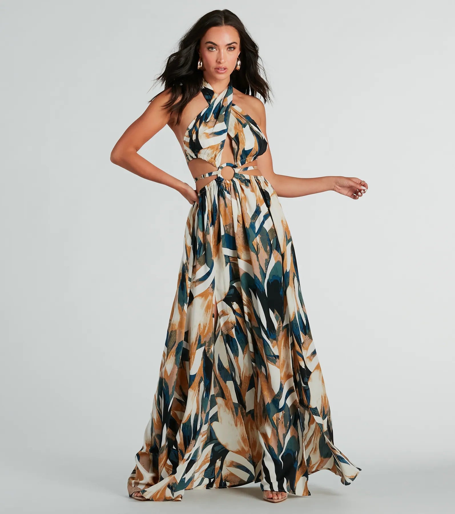 Elegant evening wear for special events   Dreamy Destination Cutout Tropical Print Maxi Dress